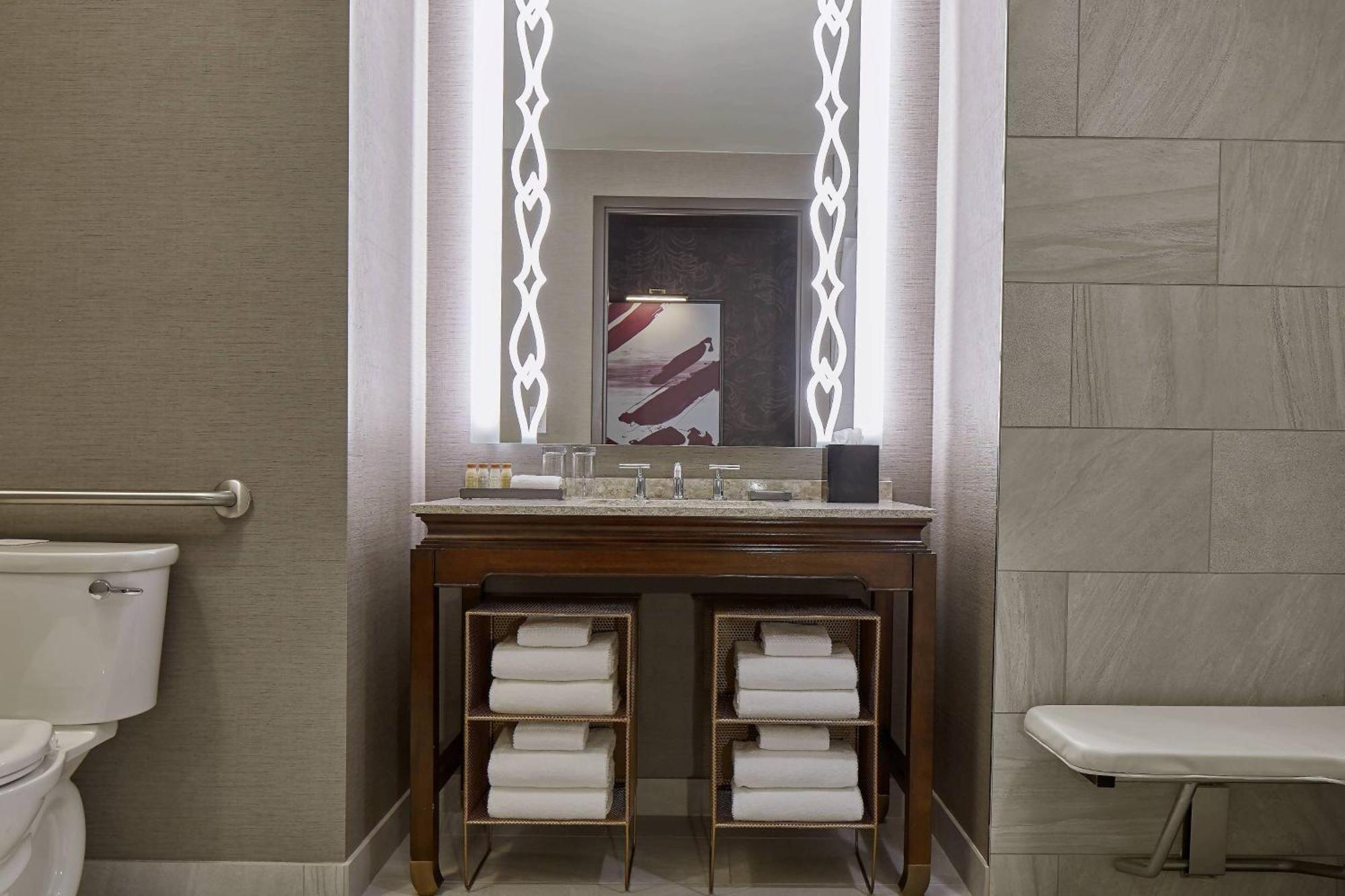Renaissance Dallas At Plano Legacy West Hotel Esterno foto