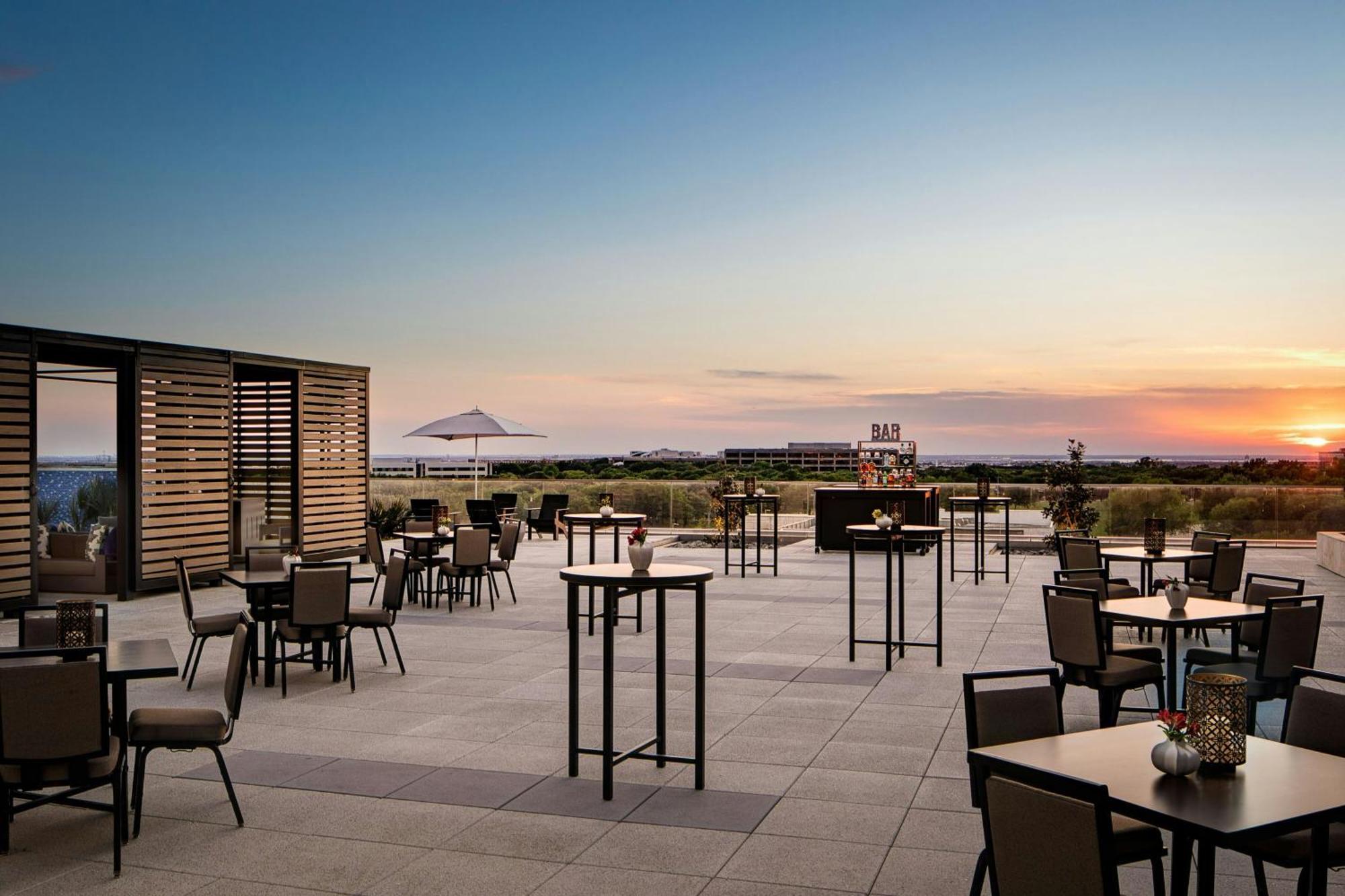 Renaissance Dallas At Plano Legacy West Hotel Esterno foto